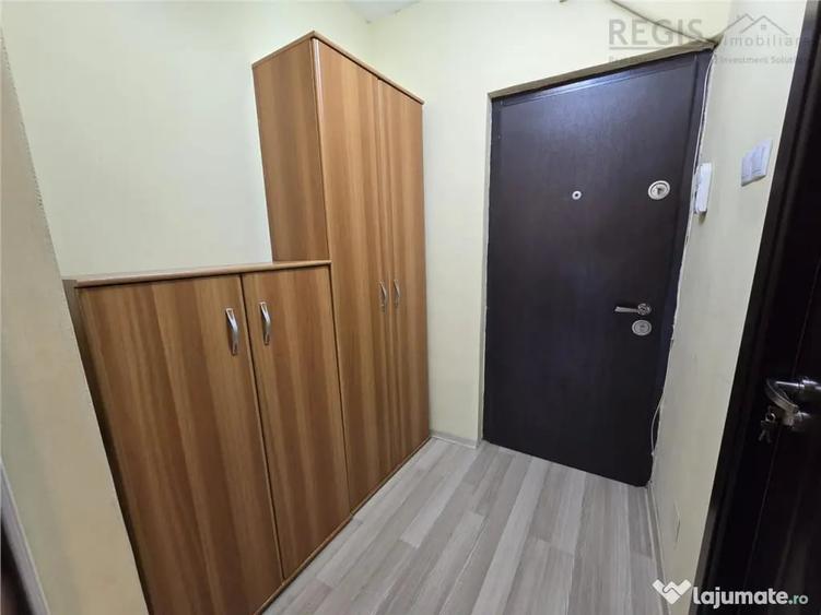 Garsonieră în Noua