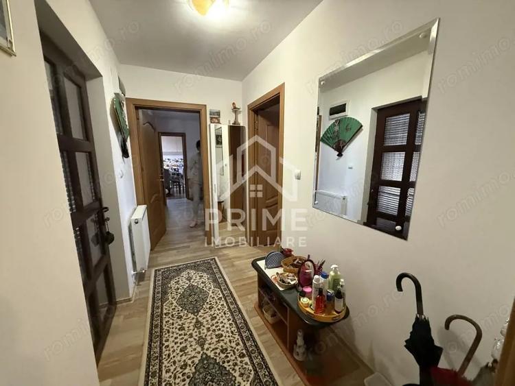 Casă cu 4 camere cu Teren 626 Mp în Central