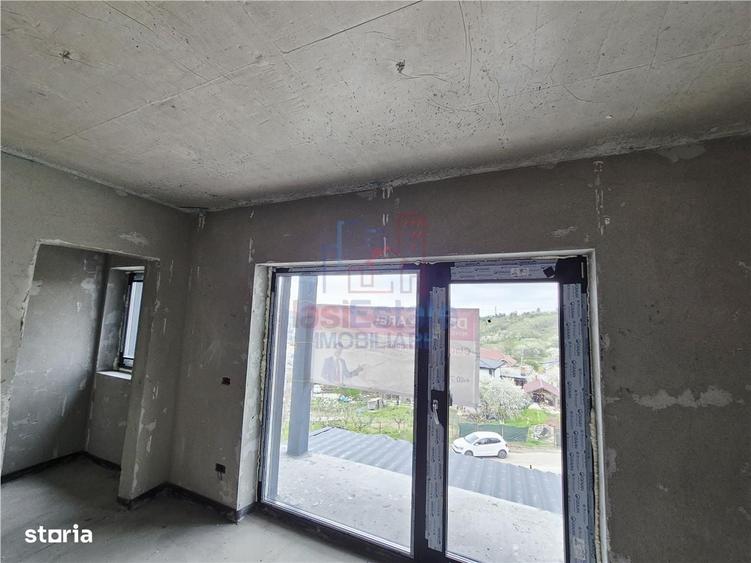 Casă cu 4 camere cu Teren 400 Mp în Tomești