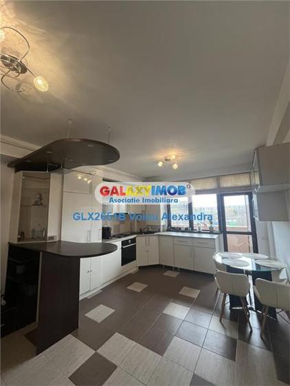 Apartament cu 3 camere decomandat, mobilat în Berceni