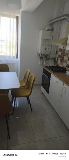 Apartament cu 2 camere decomandat în Olteni