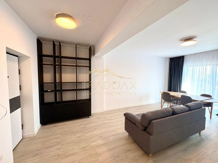 Apartament cu 2 camere semidecomandat, mobilat în Băneasa