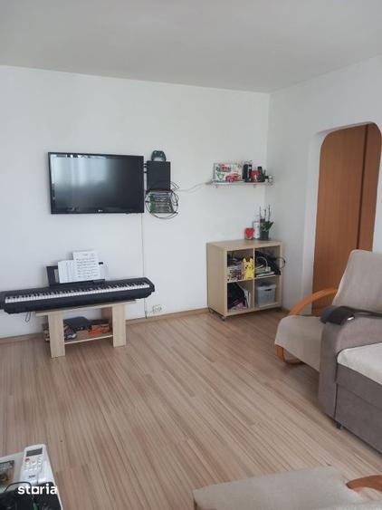 Apartament cu 2 camere semidecomandat în Vest