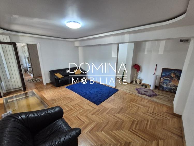 Apartament cu 3 camere semidecomandat, mobilat în Central