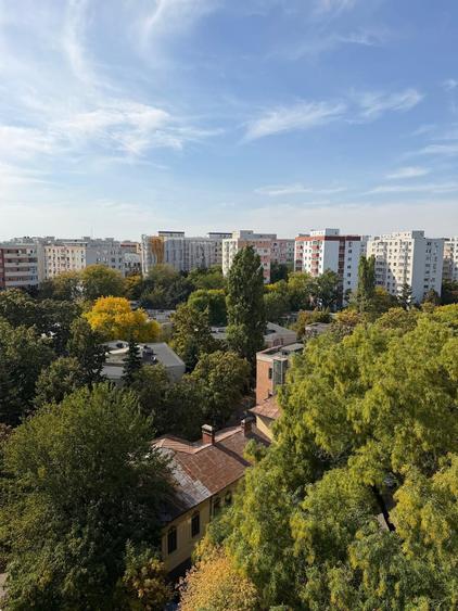 Apartament cu 2 camere semidecomandat în Colentina