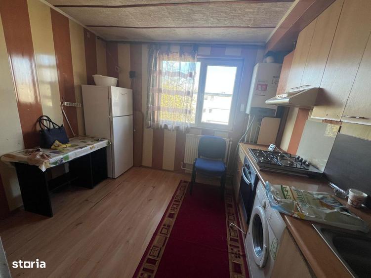 Apartament cu 3 camere decomandat în Țiglina 1