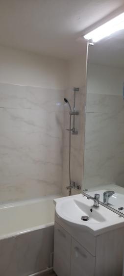 Apartament cu 2 camere decomandat în Tomis II