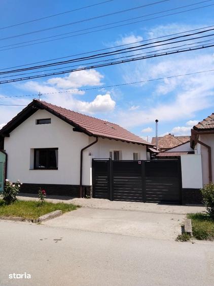 Casă cu 3 camere cu Teren 365 Mp în Sebeș
