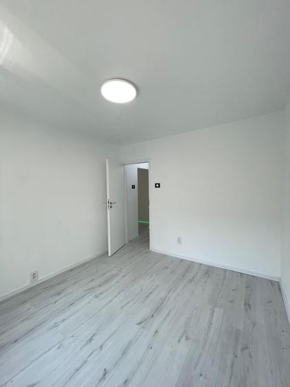 Apartament cu 2 camere decomandat în Rahova