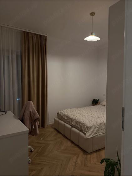 Apartament cu 2 camere semidecomandat, mobilat în Giroc