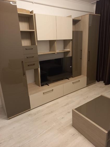 Inchiriez apartament doua camere - 1