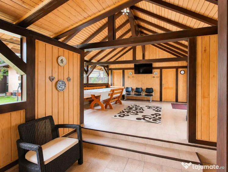 Casă cu 5 camere cu Teren 600 Mp în Central