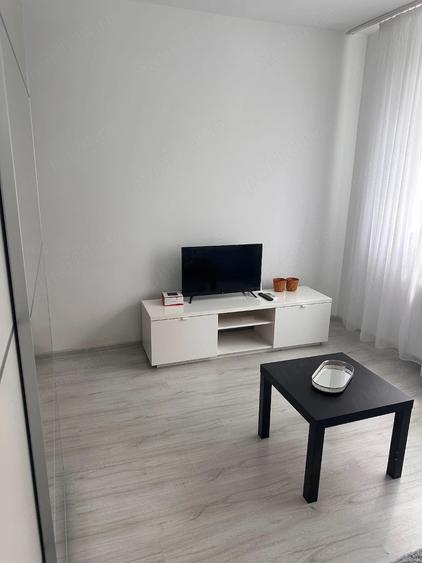 Garsoniera de inchiriat Militari Residence str. Rezervelor nr.60bis, libera - 2