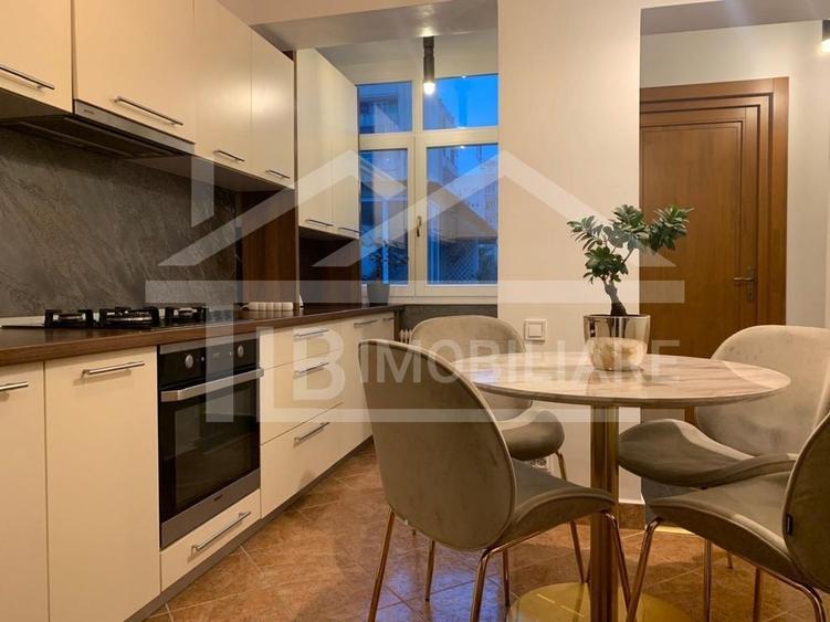 Apartament cu 2 camere decomandat, mobilat în Cornișa