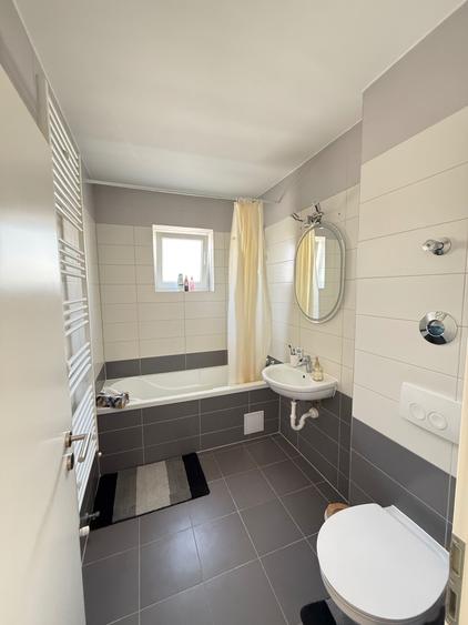 Apartament cu 2 camere decomandat în Avantgarden