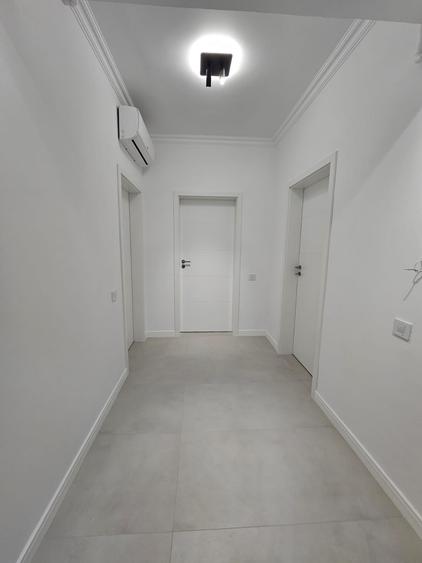 Apartament cu 3 camere decomandat în Lujerului