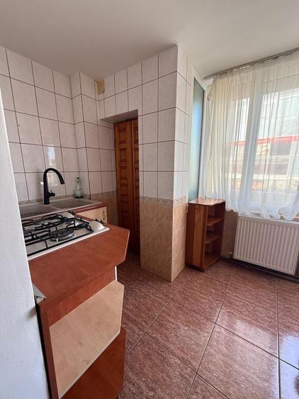 Casă cu 3 camere cu Teren 350 Mp în Radu Negru