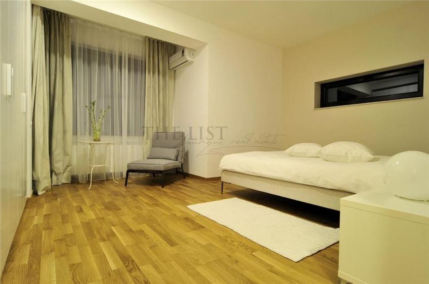 Apartament cu 4 camere decomandat, mobilat în Iancu Nicolae