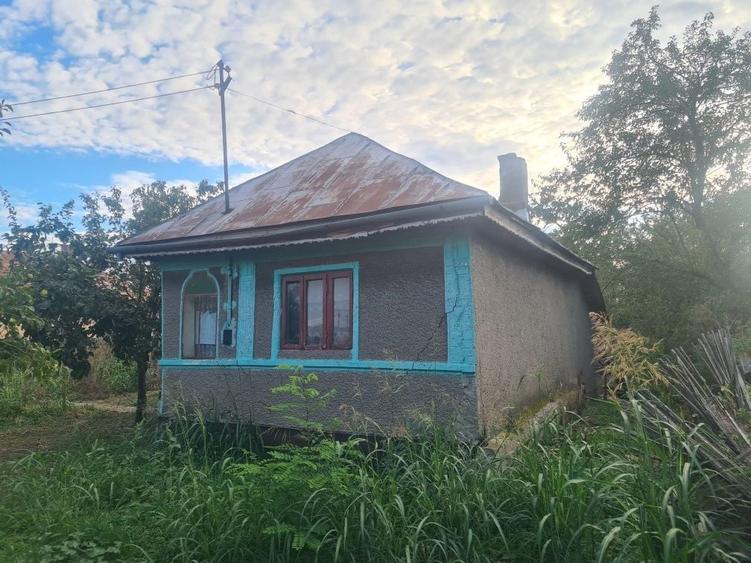 Casă cu 4 camere în Zalhanaua