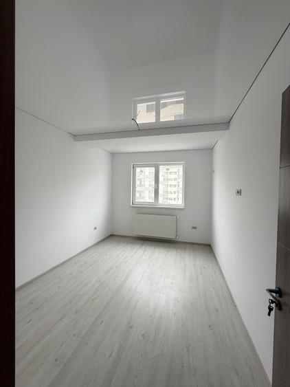 Apartament cu 3 camere decomandat în Militari