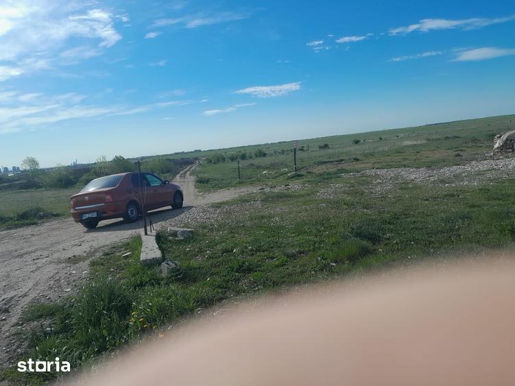 Teren de 30700 mp, în Albota
