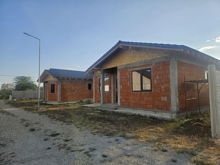 Casa cu 3 camere in Les- Oradea - 2