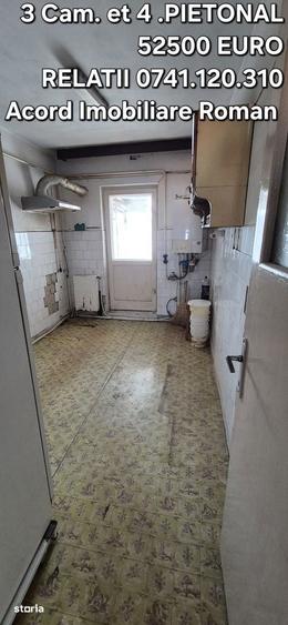 Apartament cu 3 camere decomandat în Central