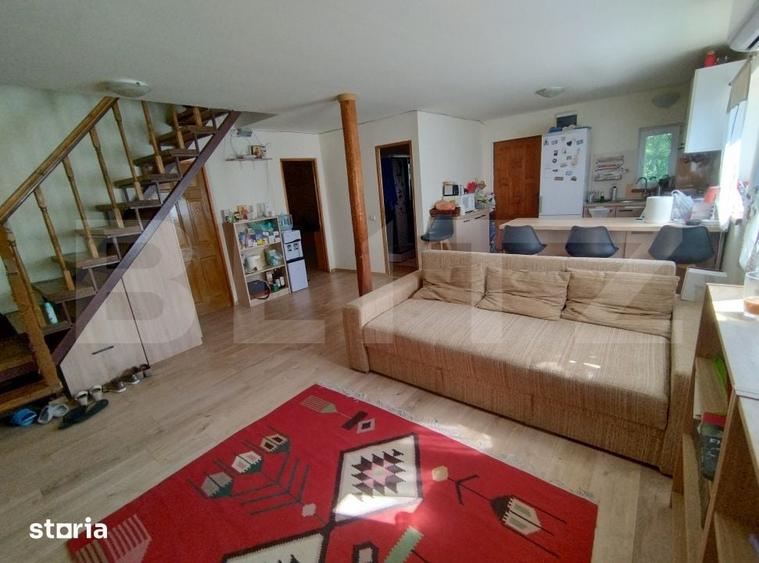 Casă cu 5 camere cu Teren 3400 Mp în Bucovăț