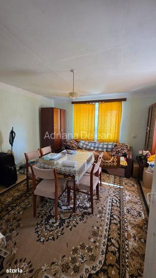 Casa de vanzare in Petresti la 68.000 euro