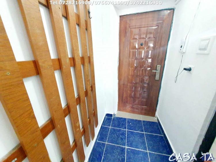 Garsonieră decomandată, mobilată în Debarcader