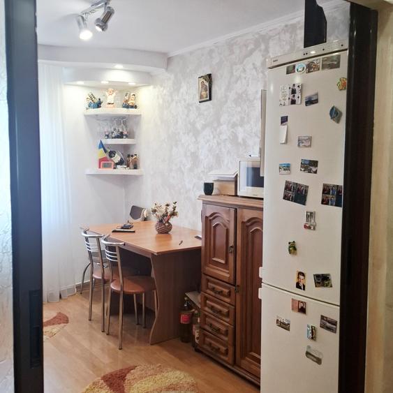 Apartament cu 3 camere decomandat, mobilat în Ultracentral