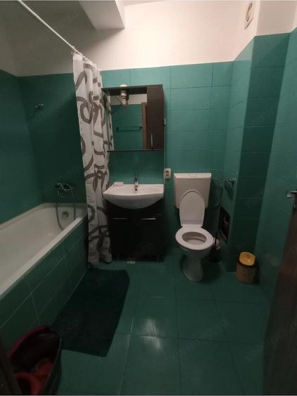 Apartament cu 2 camere decomandat în Florești
