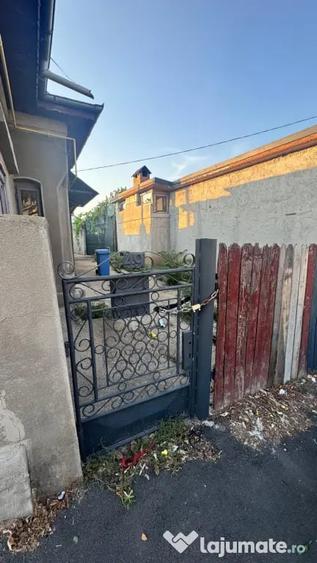 Casă cu 3 camere în Ultracentral