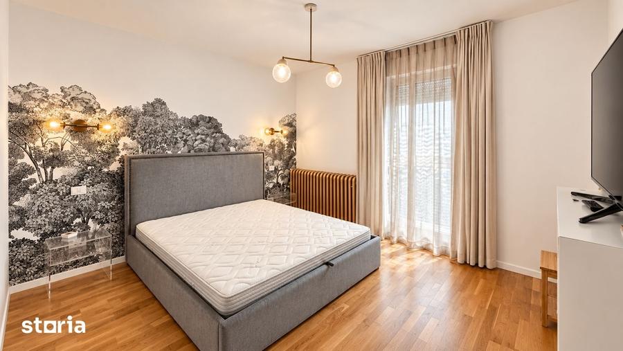 Casă cu 6 camere cu Teren 350 Mp în Central