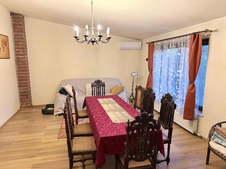 Casă cu 4 camere cu Teren 720 Mp în Cruceni