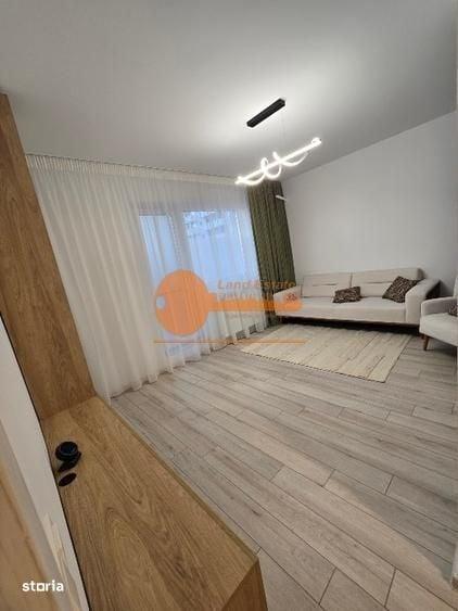 Apartament cu 2 camere decomandat în Uverturii