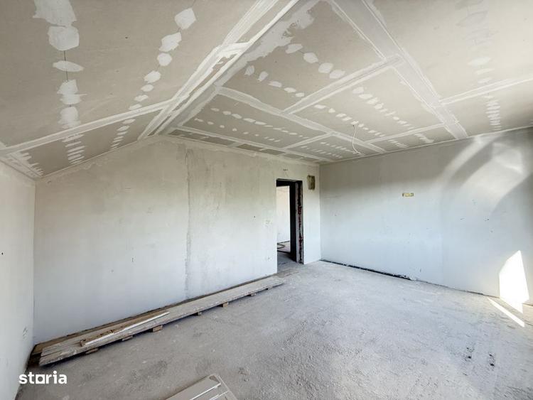 Casă cu 4 camere cu Teren 501 Mp în Săcălaz