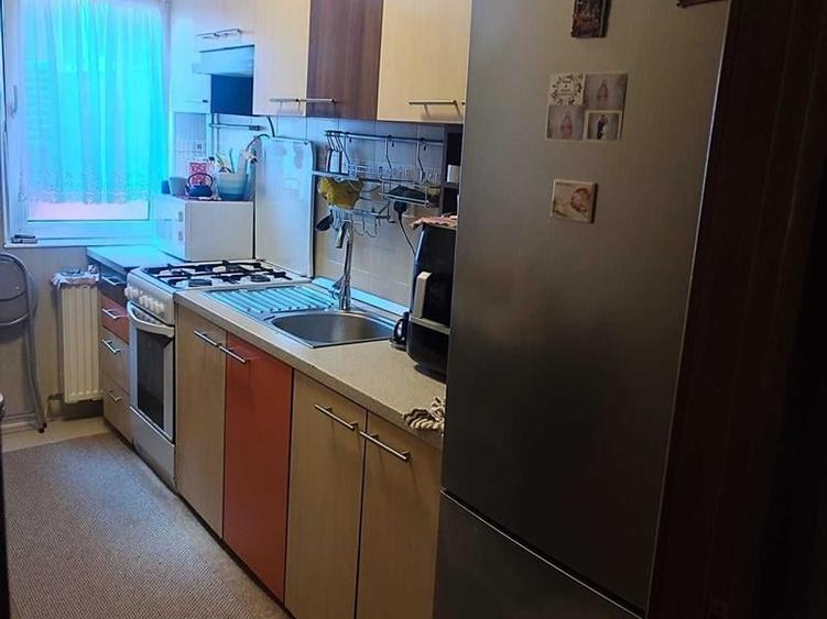 Apartament cu 2 camere decomandat în Exterior Vest