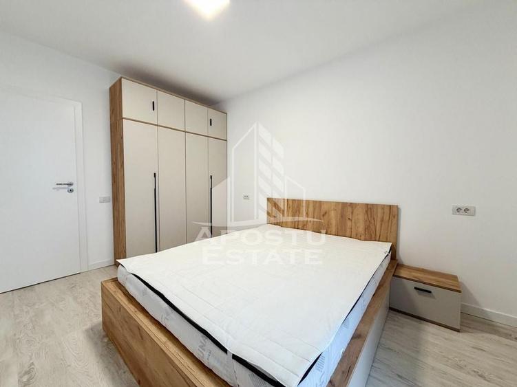 Apartament cu 2 camere decomandat în Torontalului