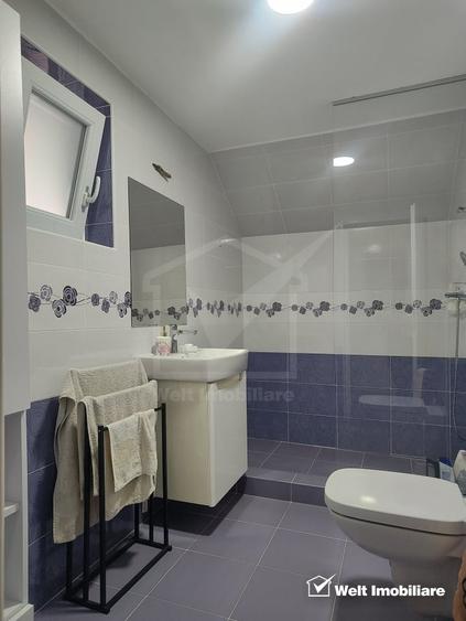Casă individuală cu 6 camere cu Canalizare în Apahida