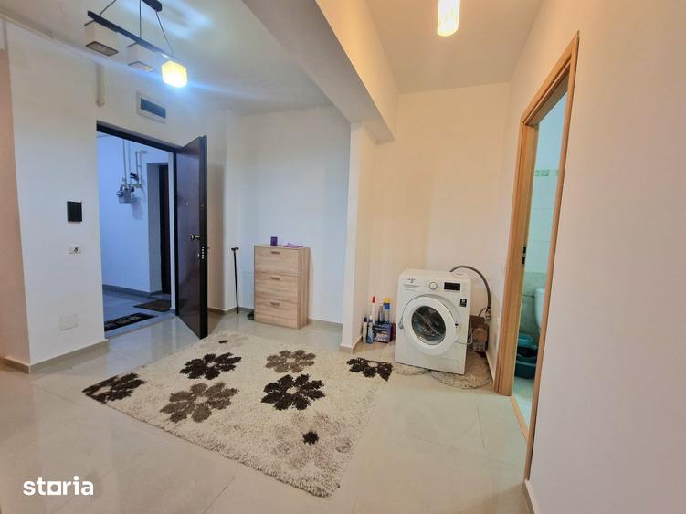 Apartament cu 2 camere decomandat în Tomis Plus