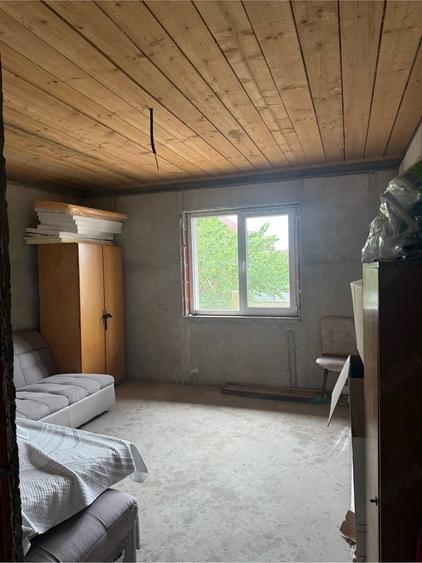 Casă cu 2 camere cu Teren 750 Mp în Central