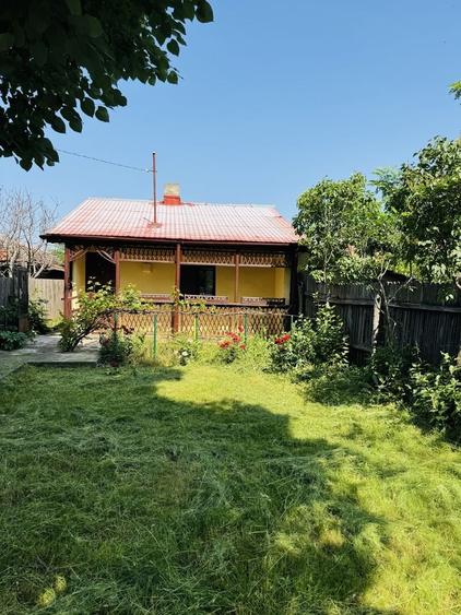 Casă cu 3 camere în Tămădău Mare