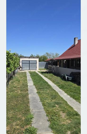 Casă cu 4 camere cu Teren 1522 Mp în Șimand