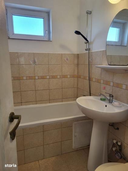 Apartament cu 3 camere în Tomis Nord