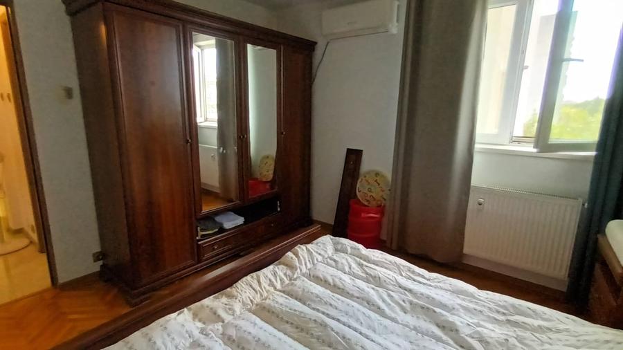 Apartament decomandat în Drumul Taberei