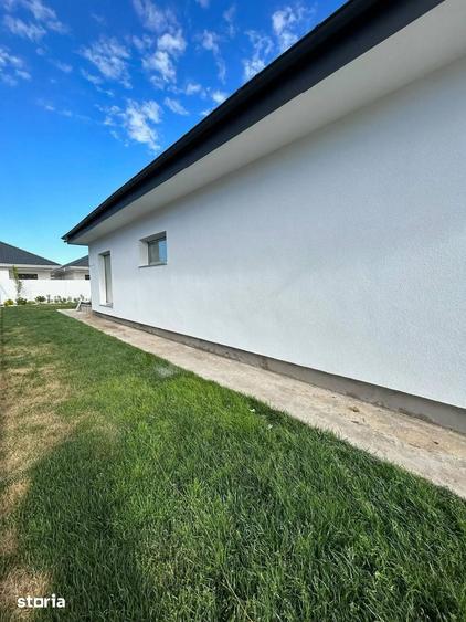 Casă cu 4 camere cu Teren 400 Mp în Central