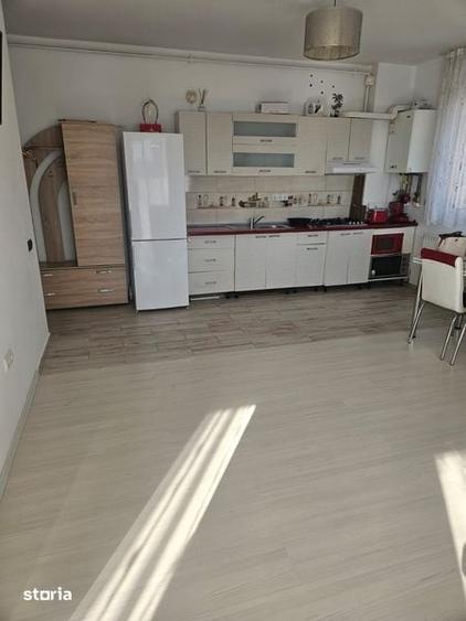 Inchiriez apartament - 1