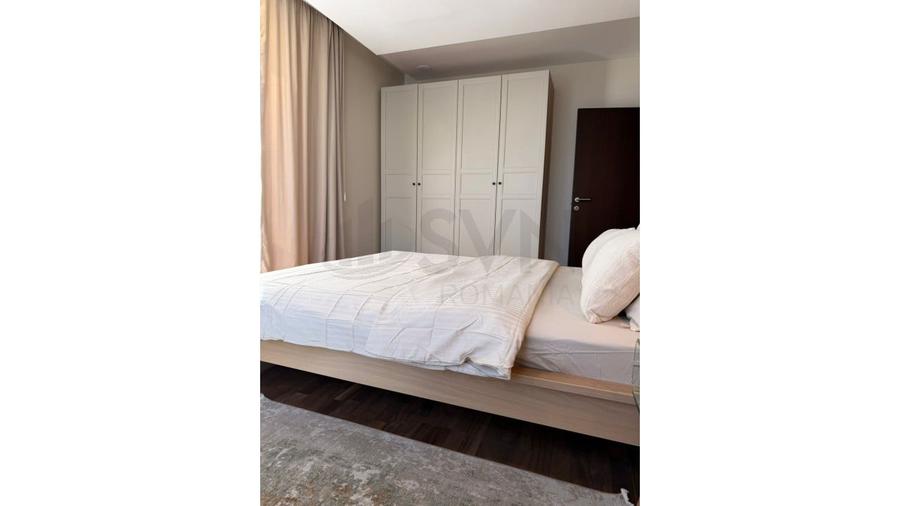 Apartament cu 3 camere semidecomandat, mobilat în Iancu Nicolae