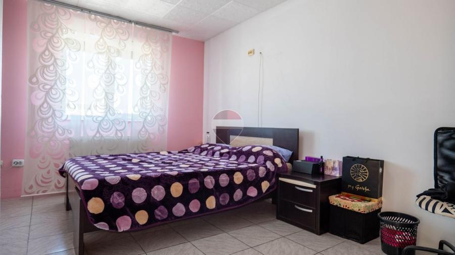 Casă individuală cu 5 camere cu Teren 258 Mp în Nord-Est